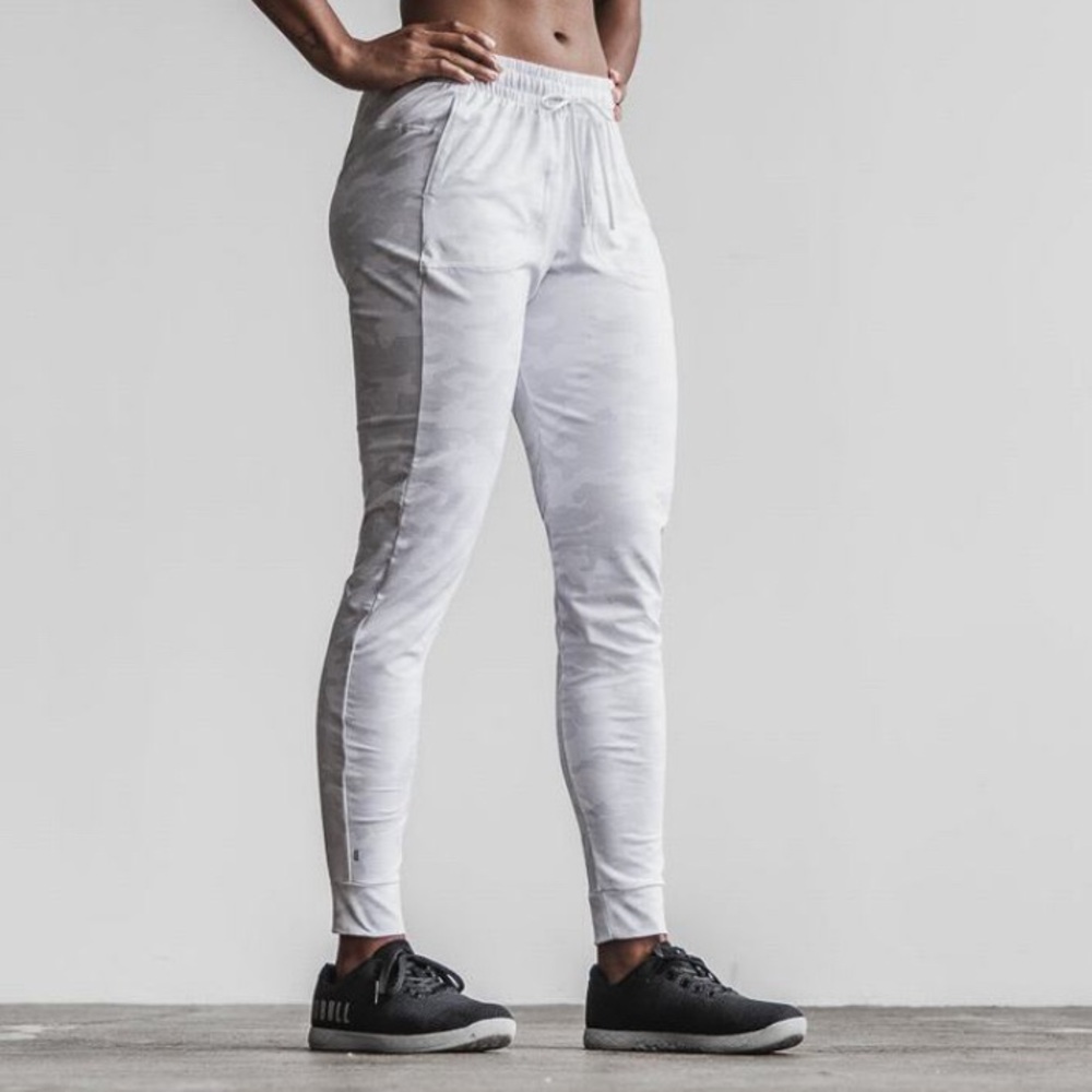 Women’s NOBULL White Camo Joggers